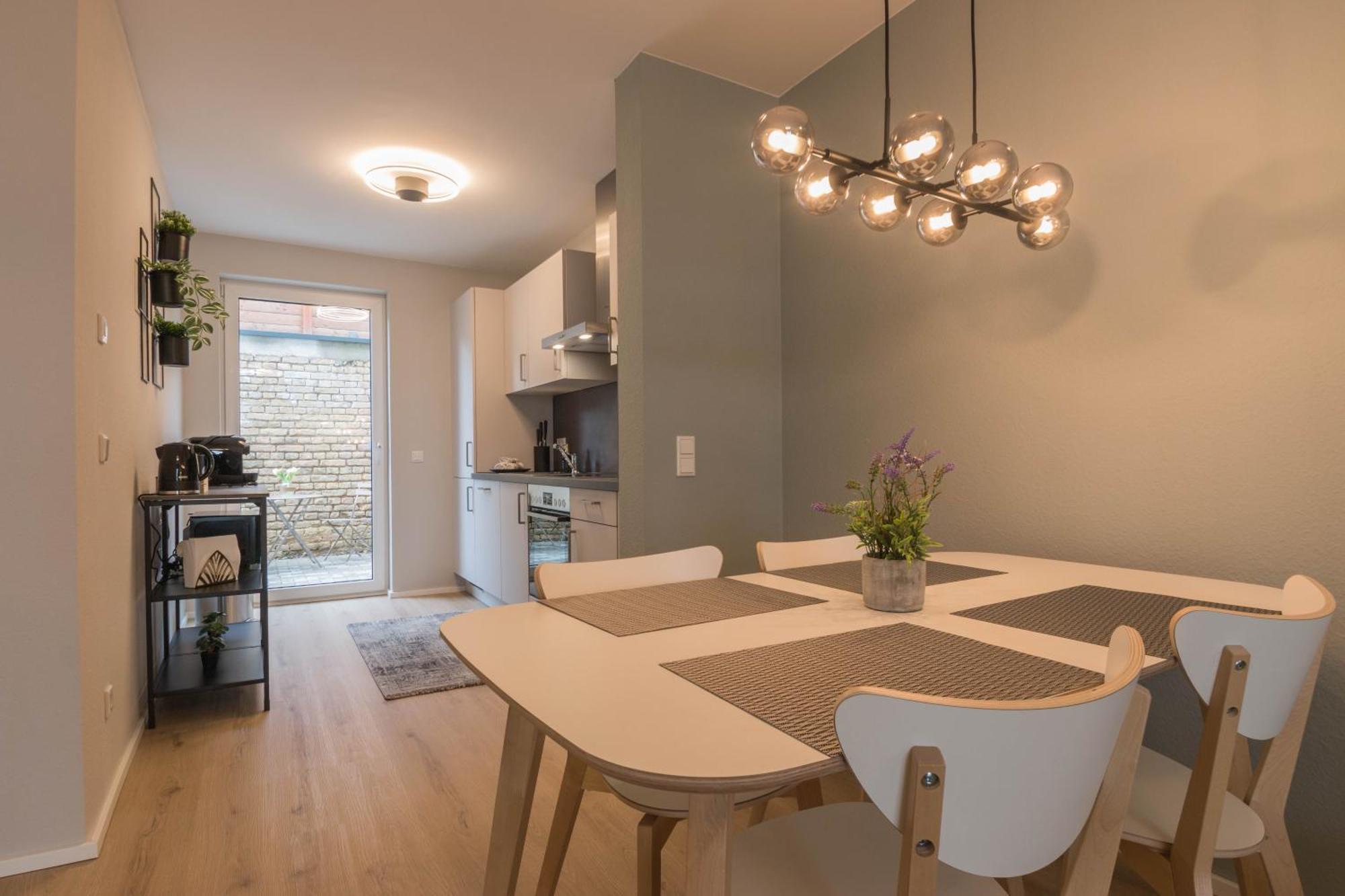 Premium Business Appartement Wiesbaden Esterno foto